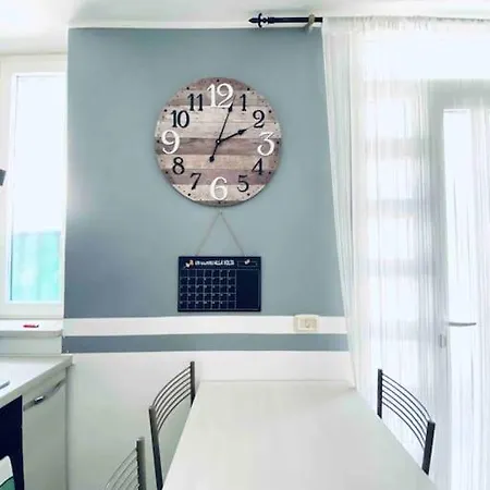 Apartment Lovely In Center Seregno