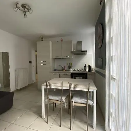 Apartment Lovely In Center Seregno